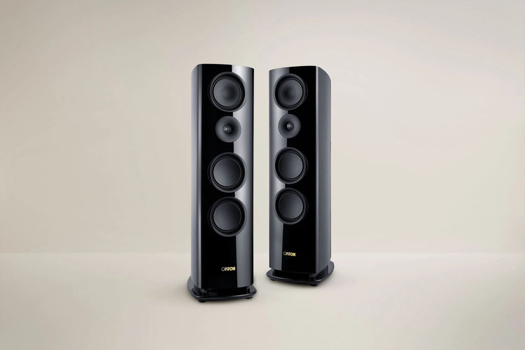 Reference_5GS_schwarz_Partneraufnahme_Front_Front_HG_beige_2025_1920x1920.jpg.webp