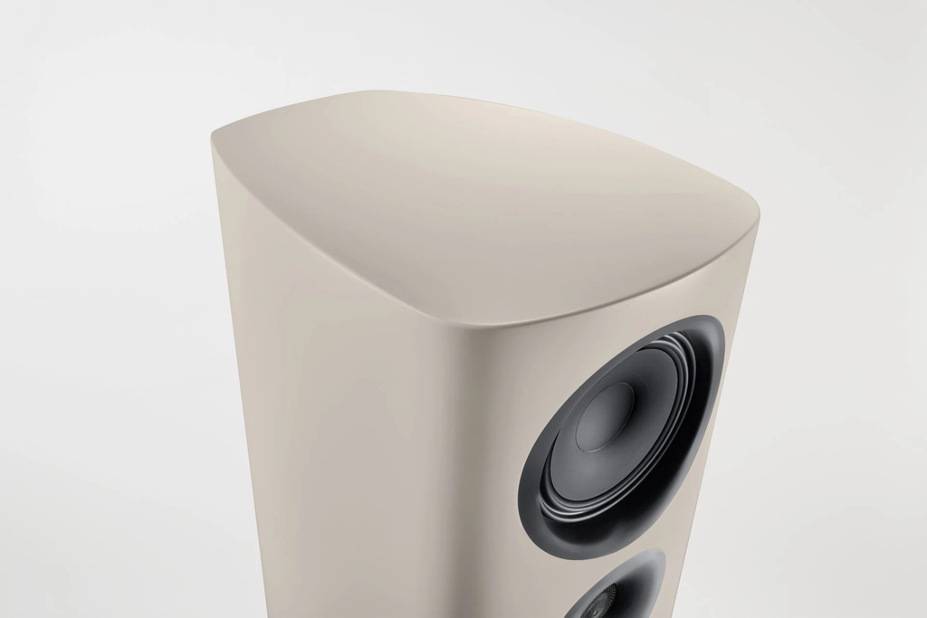Reference_5_Pantone7528C_Detail_von_oben_HG_2025_1920x1920.jpg.webp