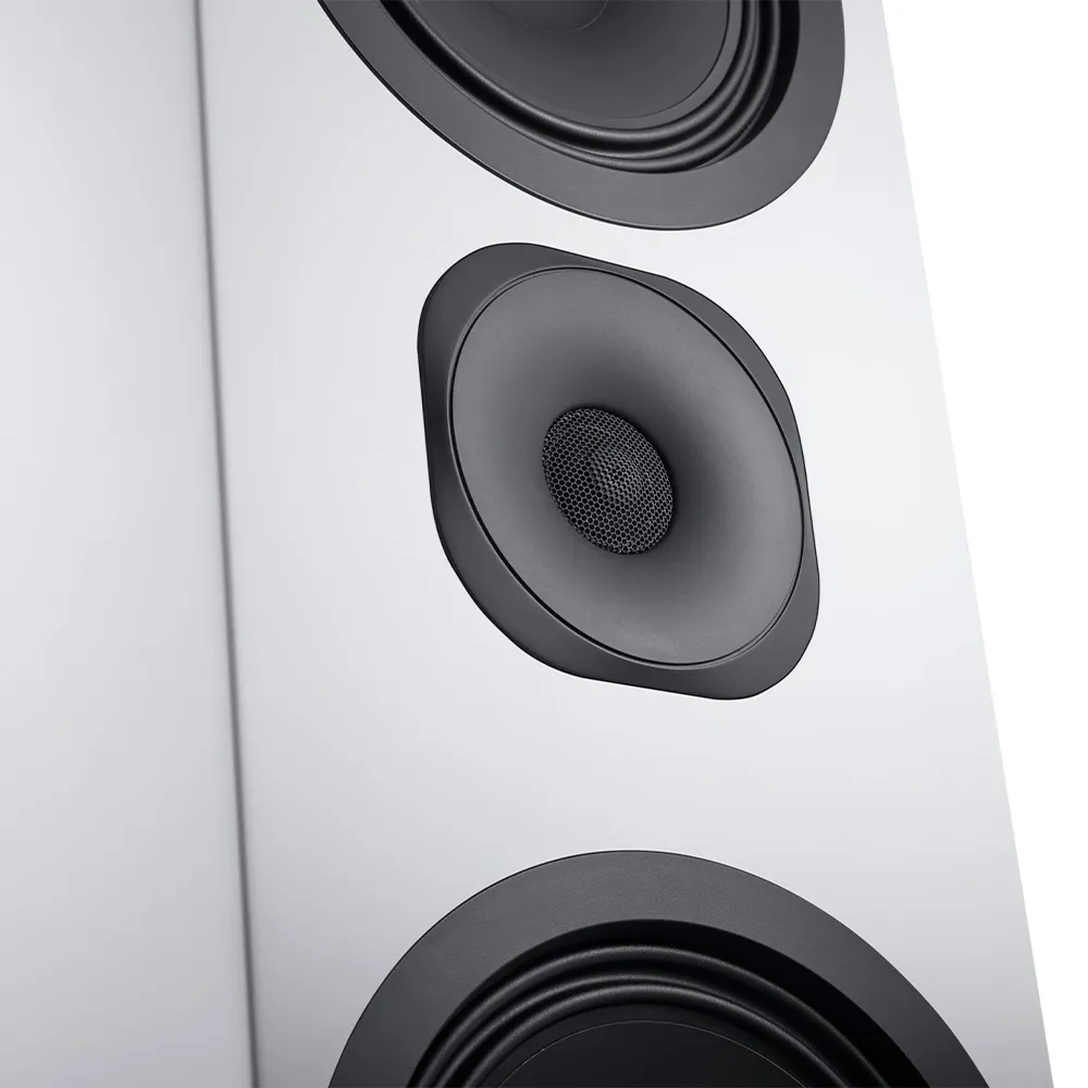 Vento_101_weiss_matt_Detail_Hochtoener_2025.webp